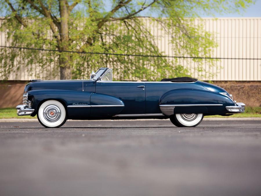  Cadillac Series 62 Convertible 1947 года  (фото 21 из 31)